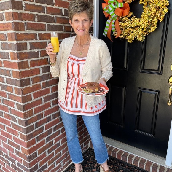 Cabi Brunch Top new small - Picture 5 of 9